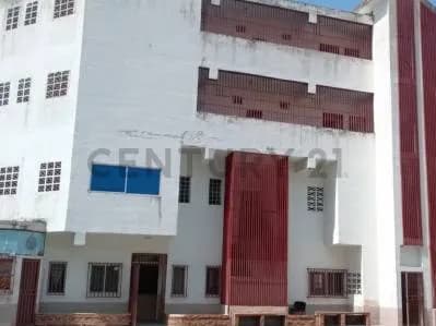 Gran Oportunidad Galpón y Edificio Industrial en Venta