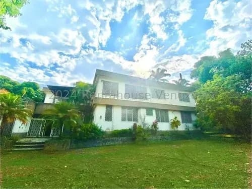 Agp Casa En Venta En Valle Arriba, Con Bonita Vista, 4417 Mt2 De Terreno, En Calle Privada 24-18349