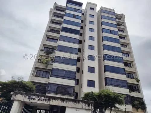 Apartamento En Venta | 202,5 M2 | Triplex | Terraza | En Las Acacias Jrz 26-3897