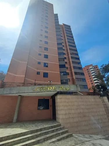 Angelica Rivas Vende Apartamento En Residencias Luxor, Urbanización Las Chimeneas, Valencia Vzla