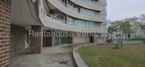 Leandro Manzano, Apartamento En Venta, Ubicado En Lomas Del Sol, Av, #26-21258