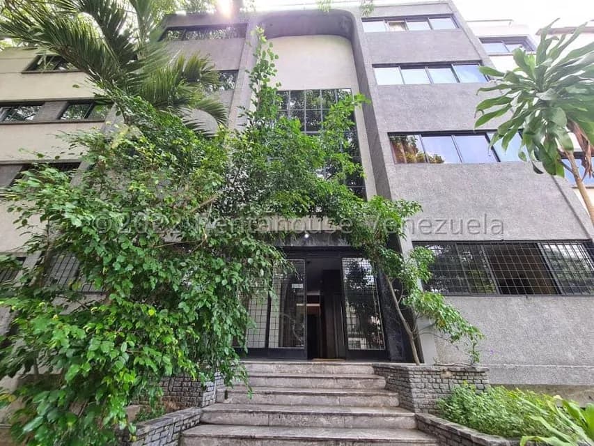 Local Comercial en venta - $1.4M