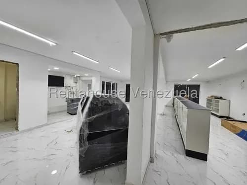 Casa Y Local Comercial Listo Para Habitar Y Emprender En Urb. La Velita # 26-20895