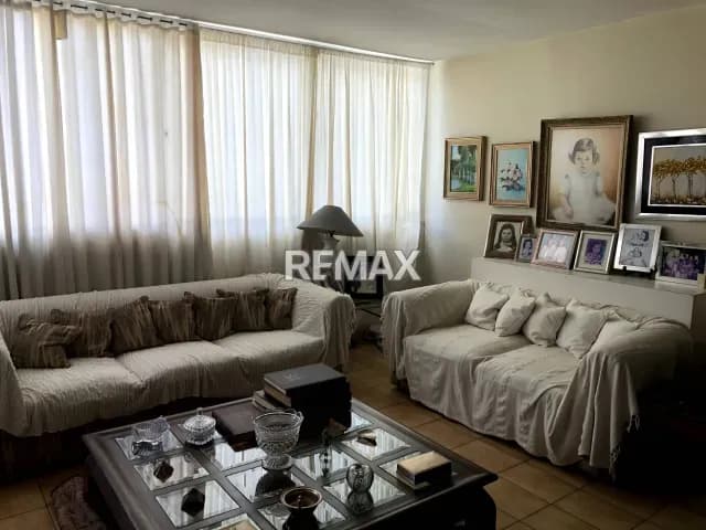 PH PARA REMODELAR EN COLINAS DE BELLO MONTE | ESTRUCTURA Y UBICACIÓN GARANTIZADA