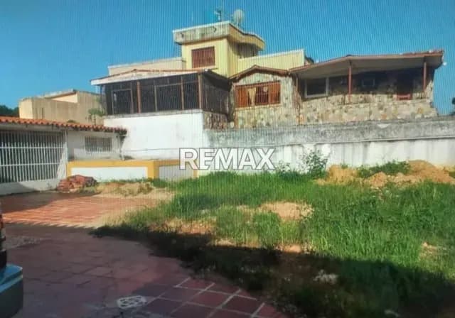 Terreno en venta - $65k