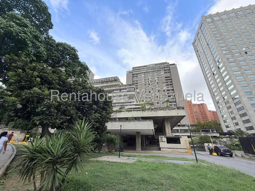 Apartamento (1 Nivel) en Alquiler en Prado Humboldt, Distrito Metropolitano