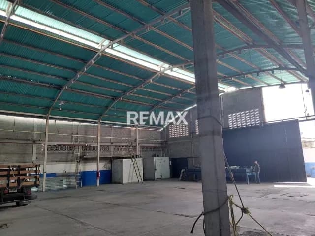 ALQUILO GALPON CENTRO DE BARQUISIMETO