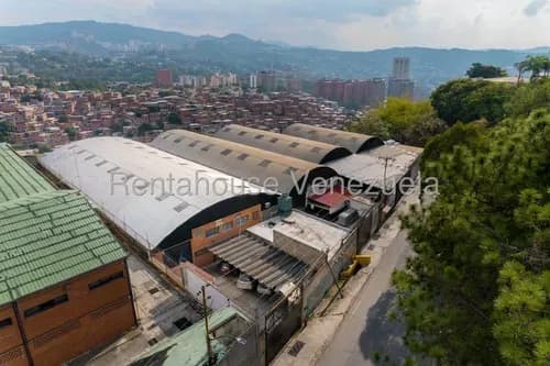 Galpon En Venta En Las Minas - Selene Marin Nobrega - Mls 26-18008