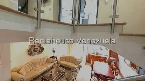 Apartamento Duplex Alquiler. Mls #26-17906
