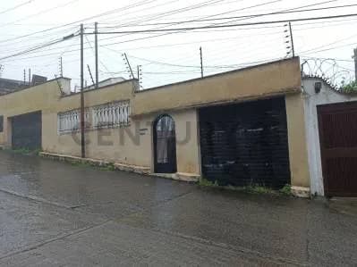 En Turumo venta de Casa Bifamiliar con Anexo y Gran Potencial de Inversión