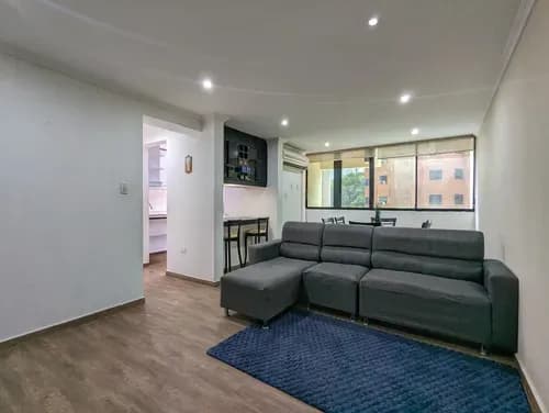 Apartamento En Venta O Alquiler En Urb. El Bosque, Valencia