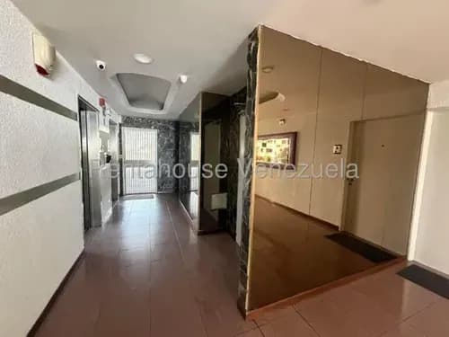 Apartamento En Venta De Manzanares 26-20340 Gc