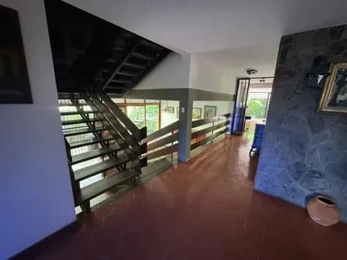 Casa En Venta Urbanizacion Guaparo A Remodelar
