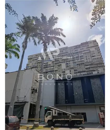 Se Alquila Oficina En El Centro Comercial Los Chaguaramos Municipio Libertador