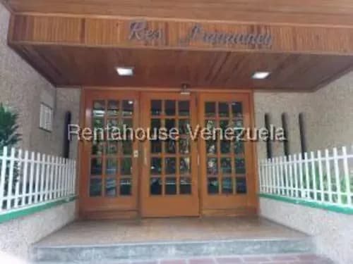 #26-18435 Bello Apartamento En Los Nuevos Teques
