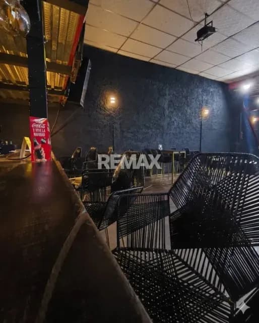 Local comercial Av la mata