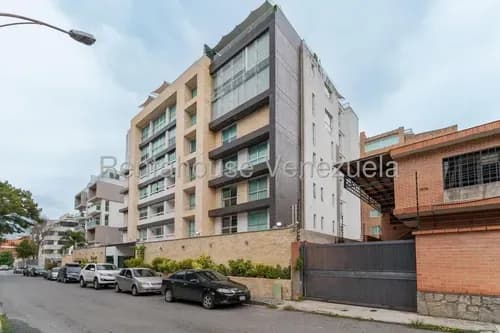 Apartamento Penthouse En Venta En Los Naranjos De Las Mercedes Rvz