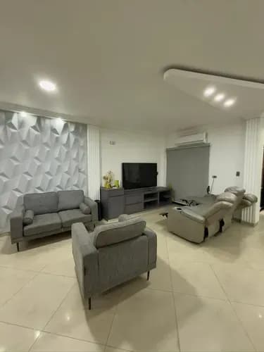Se Vende Townhouse En Mañongo Residencias Mucuruba Naguanagua, Estado Carabobo Precio De Inversión: $150.000 130 Mts2 Conjunto De 8 Town-house. 02 Niveles. An