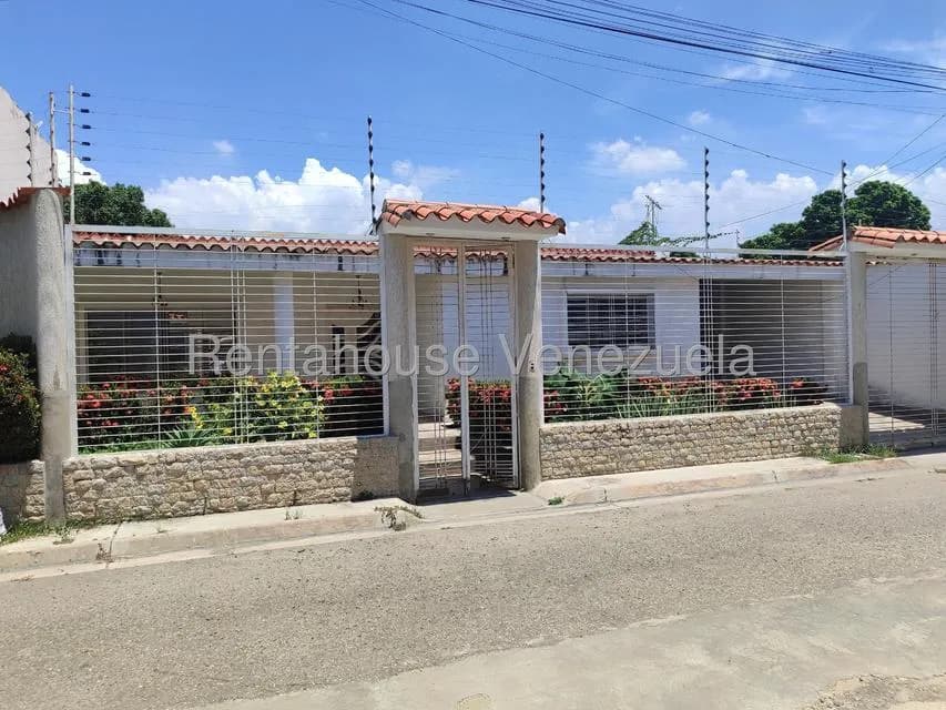Casa en venta - $84k