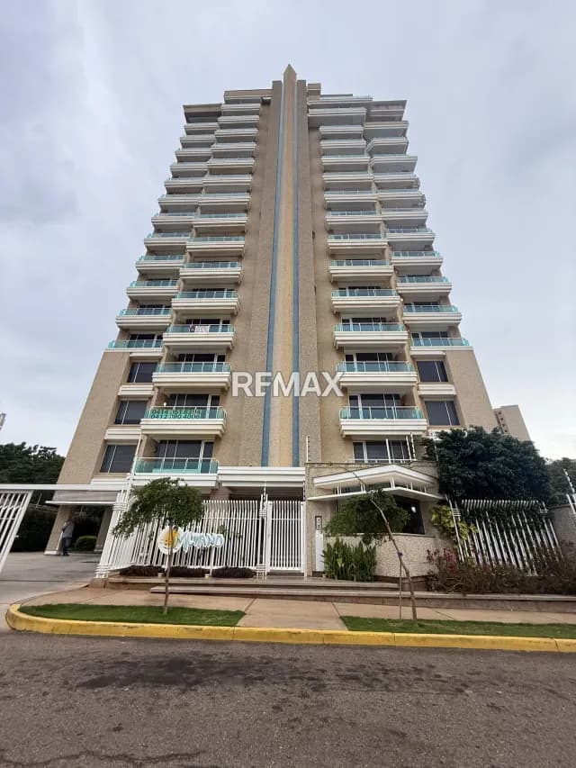 Apartamento en Venta Edificio Murano sector Don Bosco Maracaibo