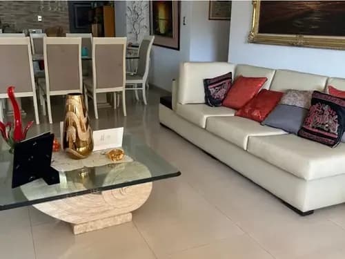 En Venta Apto. Ubicación En El Sector La Coromoto Mcy.
