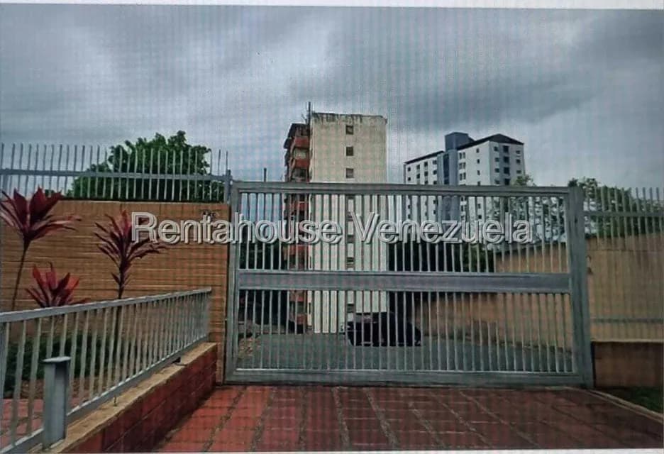 Apartamento (1 Nivel) en Alquiler en El Marques, Distrito Metropolitano