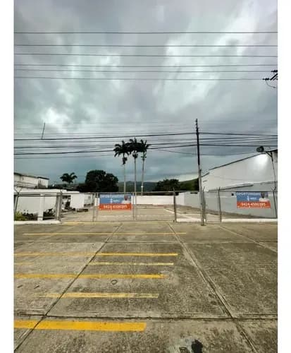 Terreno Comercial En La Av Universidad (valencia) Tcl T 9424274