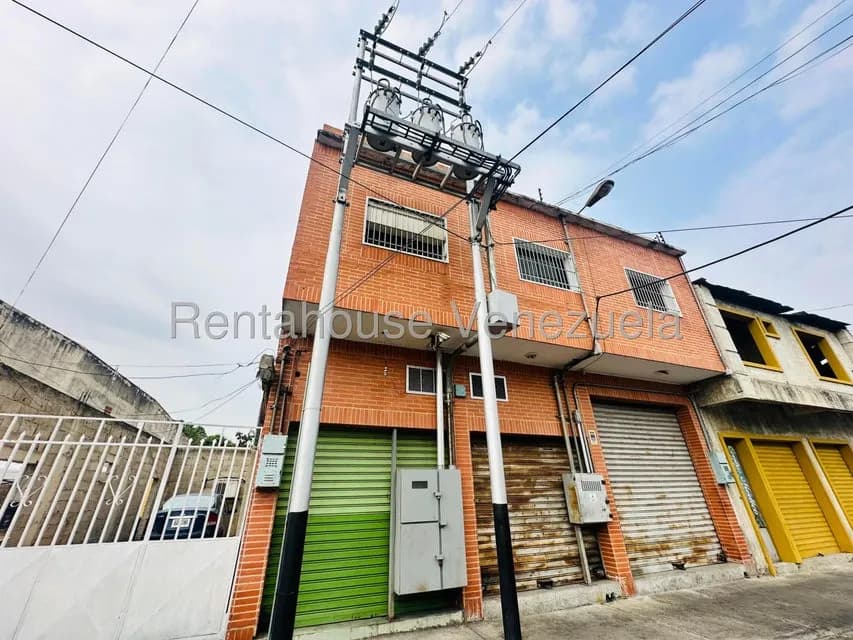 Comercial (Local Comercial) en Venta en Santa Rosa, Aragua