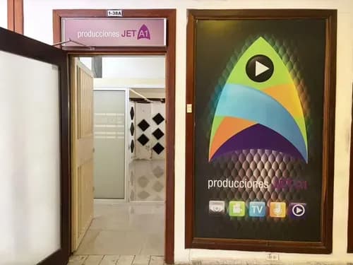 Local Comercial En Venta Con Mezzanina Ic-00634