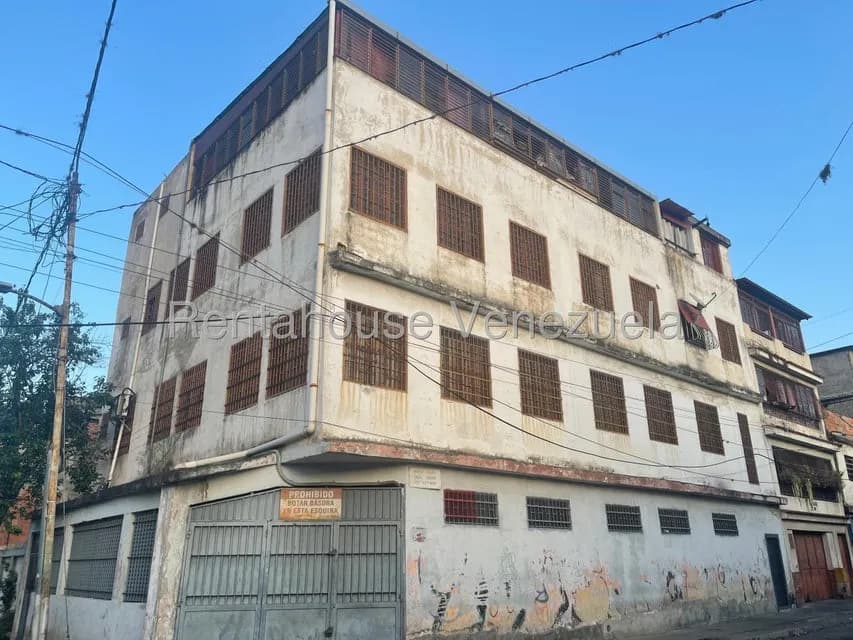 Comercial (Local Comercial) en Venta en Cementerio, Distrito Metropolitano