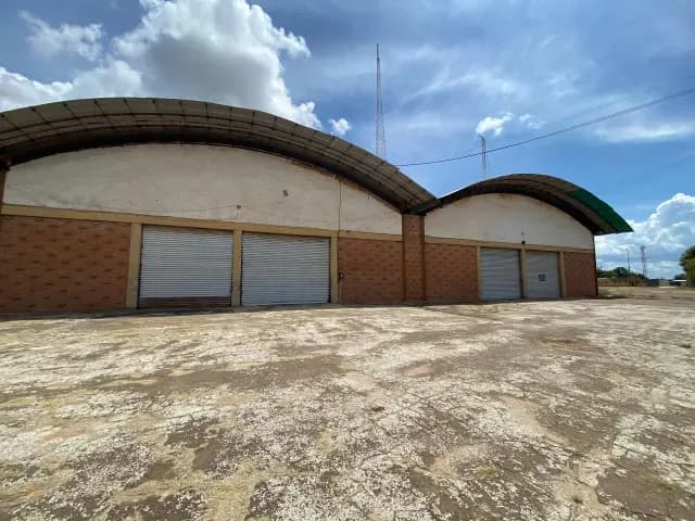 Complejo de Galpones Zona Industrial Los Robles