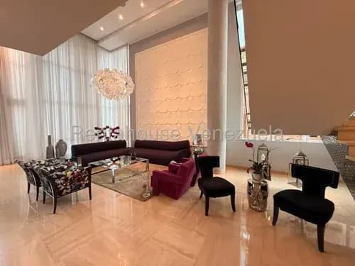 Apartamento En Venta En Campo Alegre, Caracas 26-10765 Yf