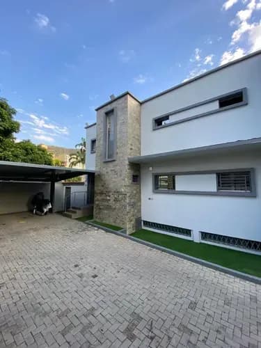 Oportunidad En Venta Townhouse Res. Taj Mahal Urb. Trigal Sur