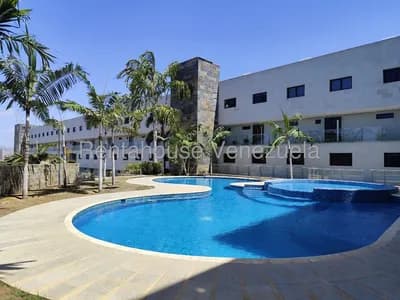 Apartamento en venta en Playa Moreno, Margarita, Nueva Esparta - $300k