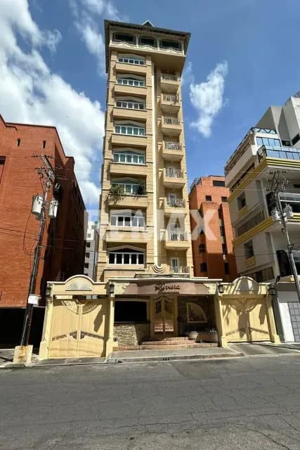 LINDO APARTAMENTO EN VENTA RESD. RIVIERA, EL BOSQUE