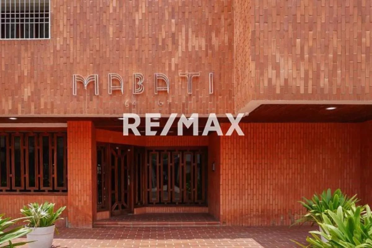 Se Vende Apartamento en el Edificio Mabati, avenida 9 Tierra Negra