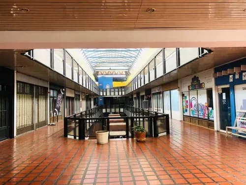En Alquiler Local Comercial En Centro Comercial Prebo Valencia Estado Carabobo