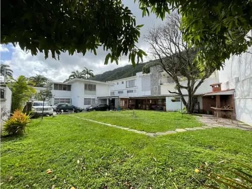 Se Vende Casa 700 M2 7h/10b/12pe Country Club
