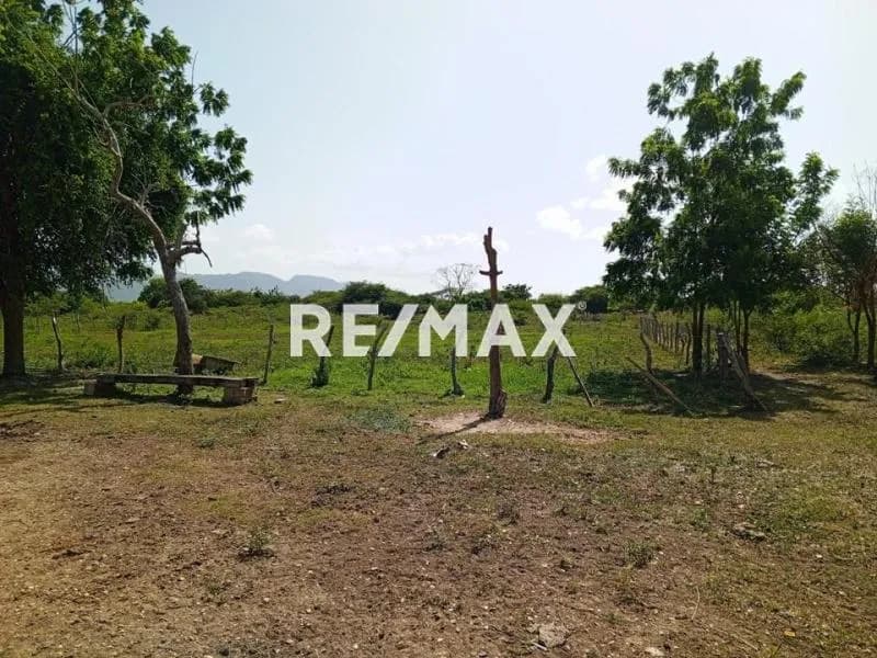 EN VENTA TERRENO DE 2.957,81 M2 EN EL SECTOR GRANJA DE TIBANA, CHICHIRIVICHE.