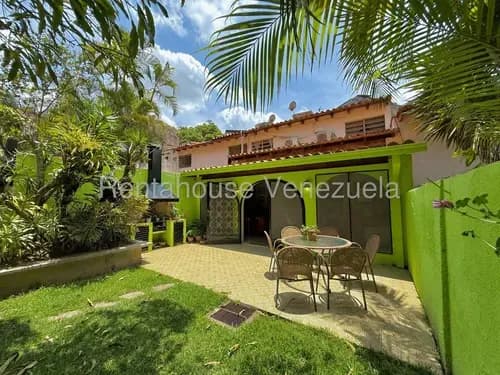 Ip Casa En Venta En Colinas De Bello Monte 26-18423 Yf