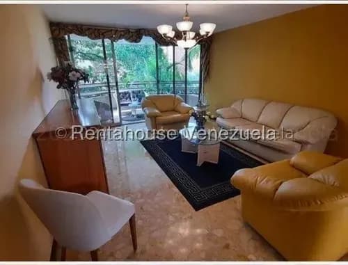 Nc Apartamento En Venta En El Rosal Con Acogedora Terraza Techada 26-10558