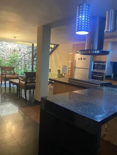 Md Vende Casa En La Urb San Jose Valencia