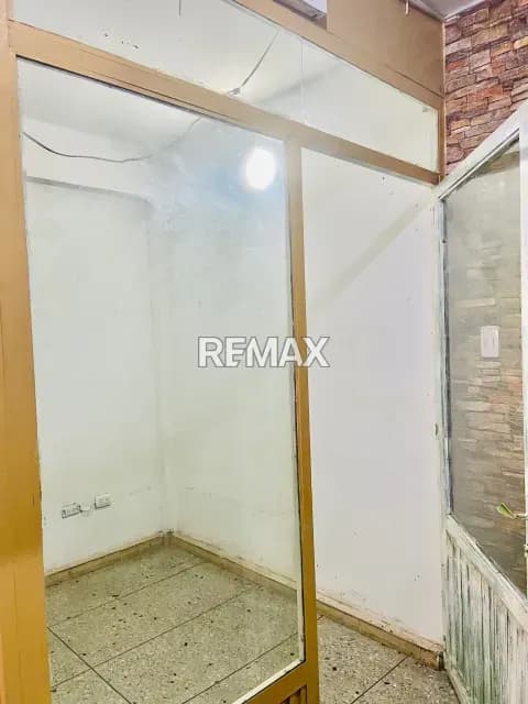 Disponible para alquiler mini locales comerciales a pie de calle
