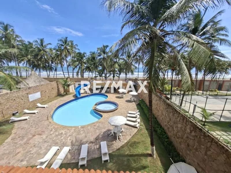 EN VENTA APARTAMENTO CON VISTA FRONTAL AL MAR Y PLANTE ELECTRICA TOTAL EN EL CONJUNTO ISLA DE PLATA
