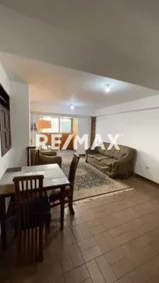 Amplio apartamento cerca de la av panteón y San Bernardino