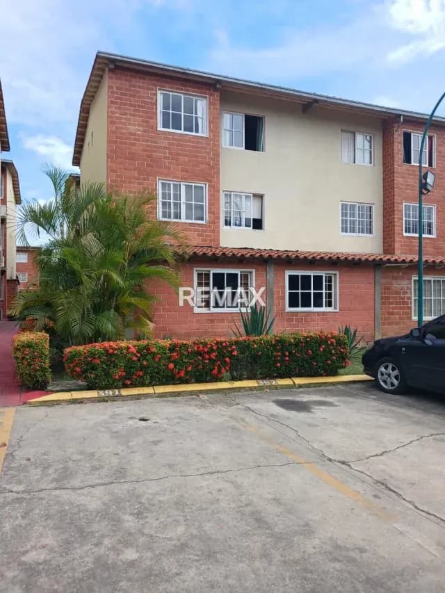 Venta Apartamento 64 Mtrs2, Piso 1, Conj. Valle Grande, Urb. Valle Arriba, Guatire