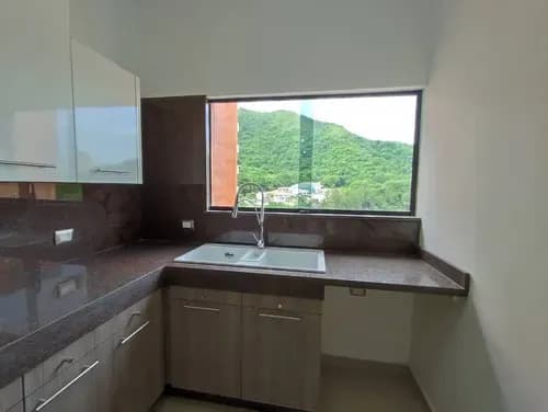 Venta Apartamento En La Trigaleña - Valencia Res. Amalfi Suites Ii