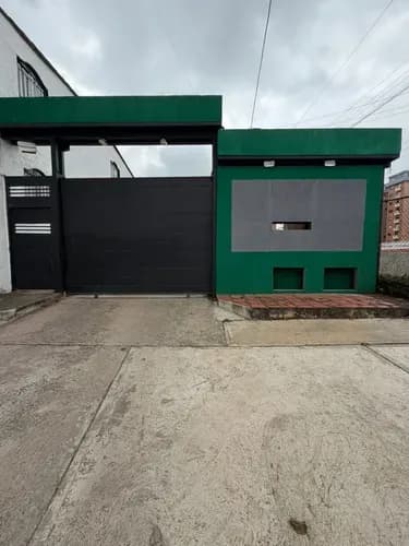 Terreno En Venta En La Castellana Lh