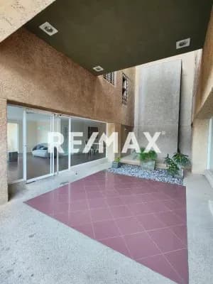 Apartamento en Edificio Luna Azul. Sector Paraíso
