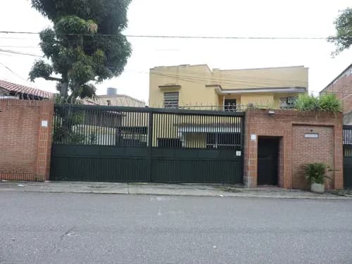 Casa En Venta - Elena Marin - Mls 25-12323